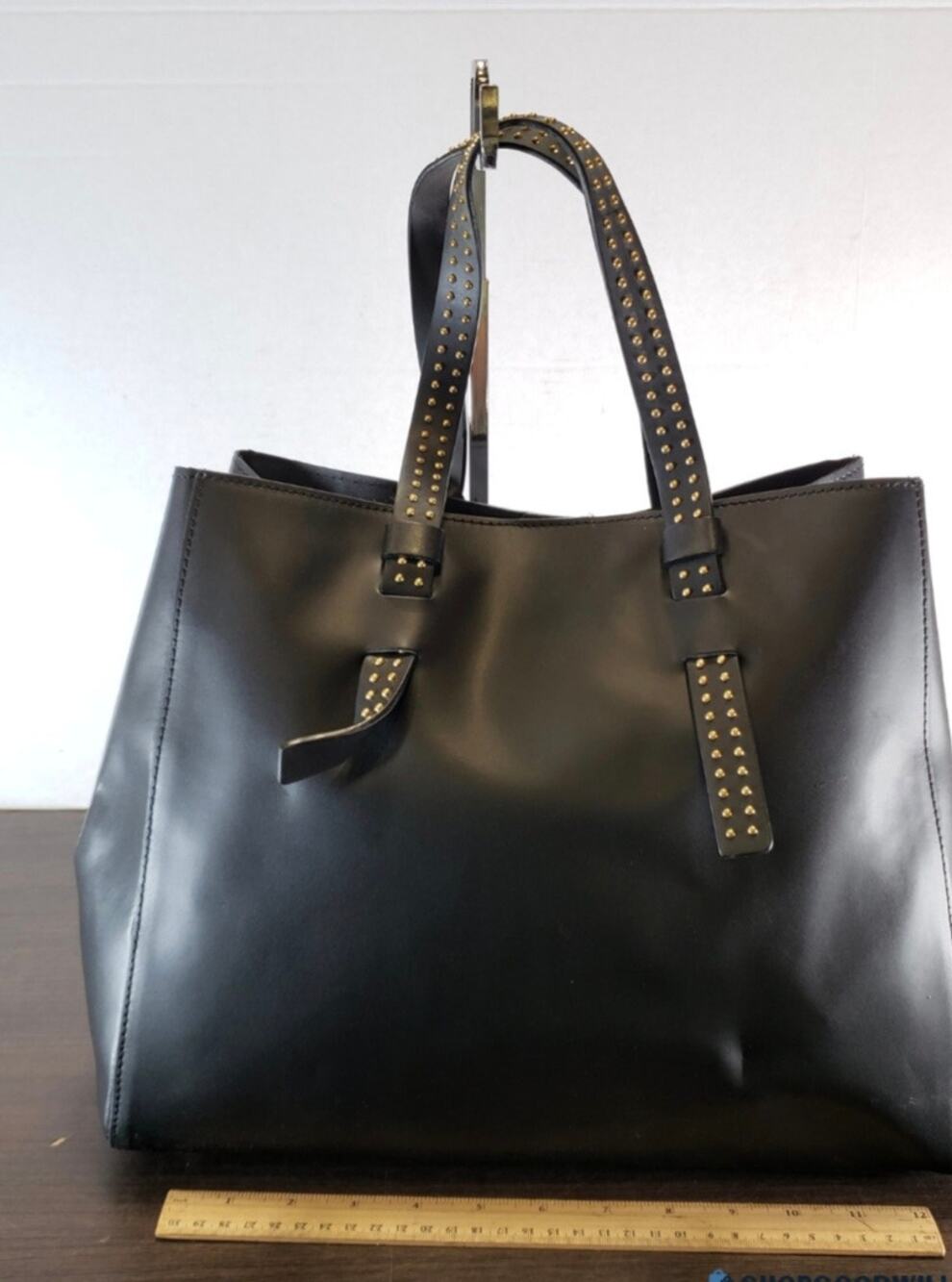 A BELLUCCI XL BLACK  LEATHER SATCHEL BAG